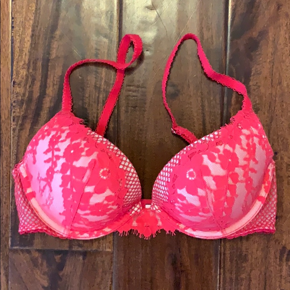 Victoria’s Secret push-up bra
